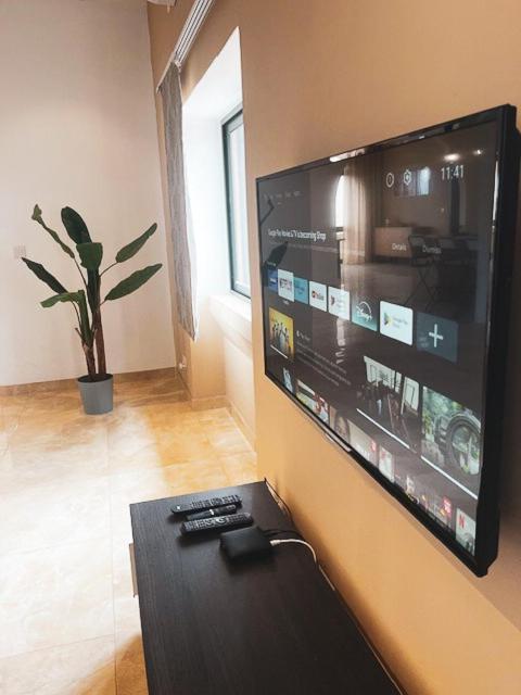 Spacious, Bright, Valley & Sea View Maisonette Xaghra Exterior photo
